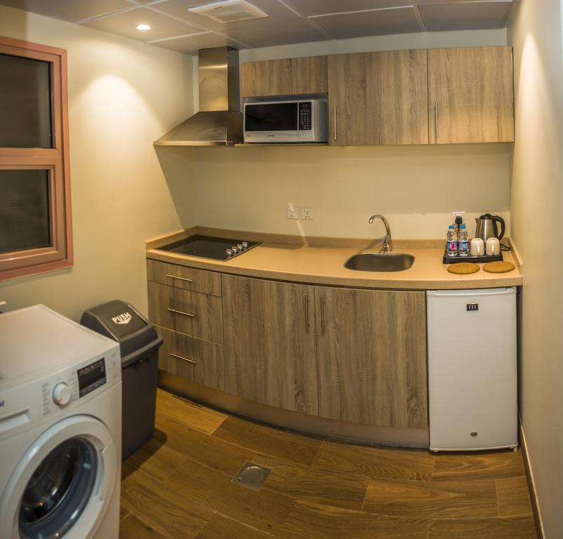 Burj Alhayat Hotel Suites Olaya Riyadh Exteriör bild